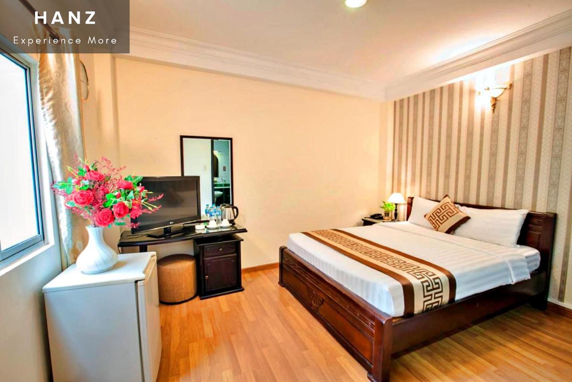 Khách sạn hẻo lánh Hanz Thanh Thu Saigon 3*